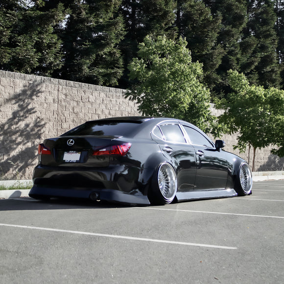 ULTRA-GLOSS® Piano Black