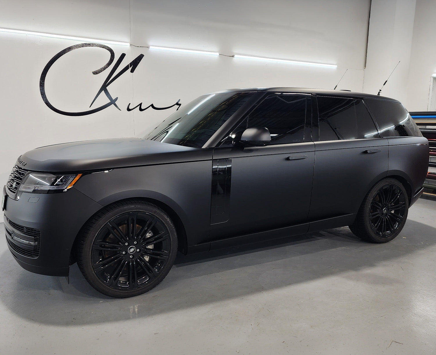 COLORFUSION® PPF - Stealth Midnight Black | The VViViD Shop