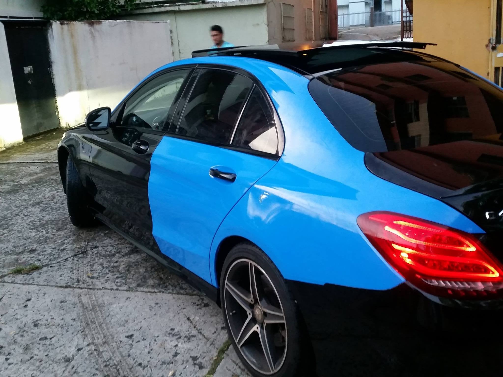 VViViD+Gloss Smurf Blue (Riviera PorscheGT3 Blue) AKA Laguna Seca 